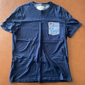Original Penguin brand navy/floral pocket tee. Size large.